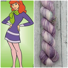 Load image into Gallery viewer, Scooby-Doo Yarn Set l 50g Packs
