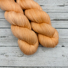 Load image into Gallery viewer, Sage Fingering/Mohair Yarn set
